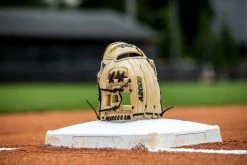 2023 Wilson A2000 1786 11.5" Infield Baseball Glove: WBW100969115 -Deals Baseball Glove Store 2023A20001786 WBW100969115 2